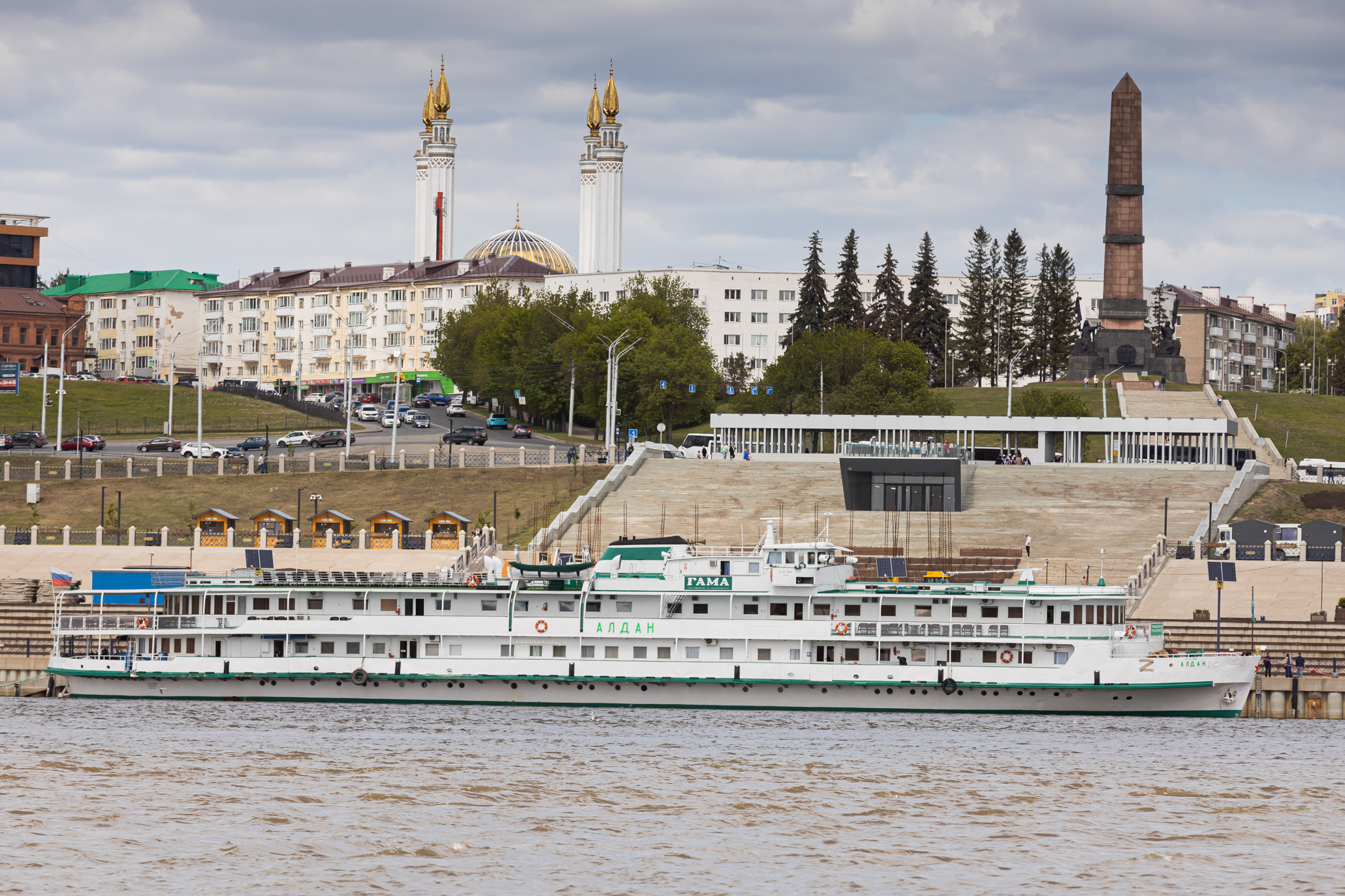 Основное изображение