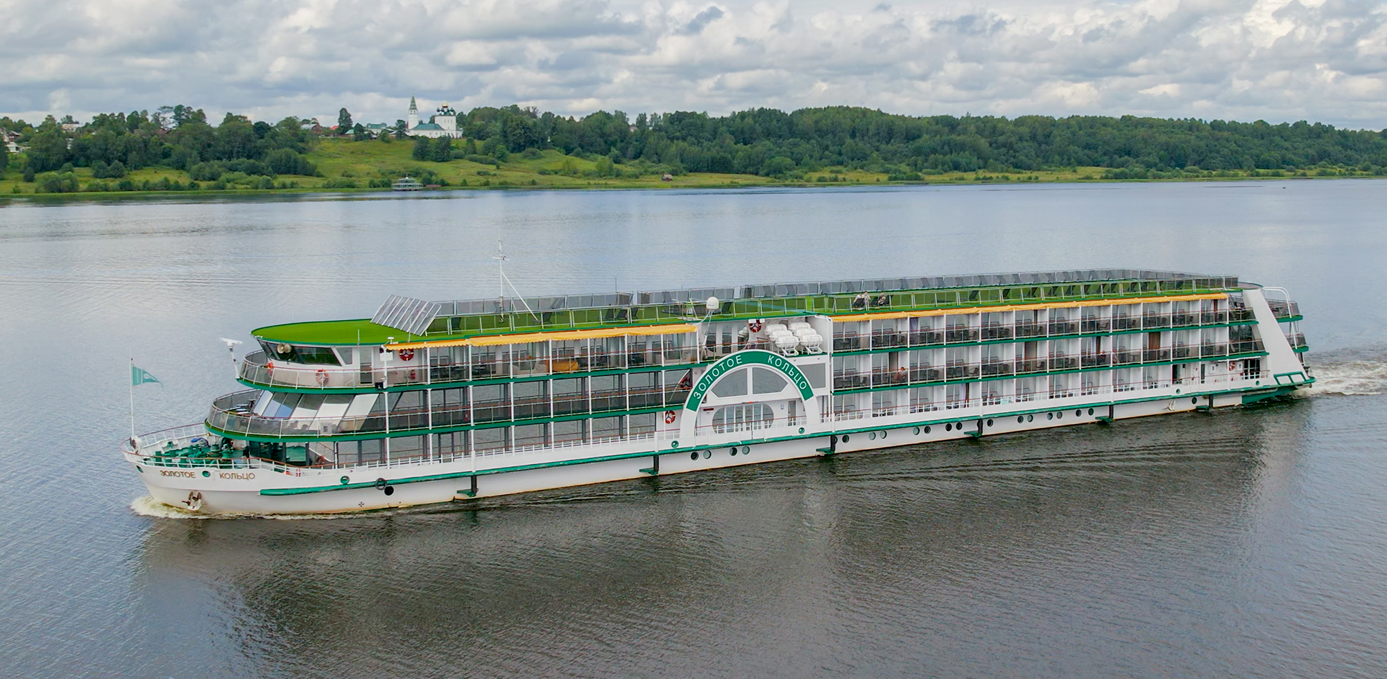 Теплоход «Золотое кольцо»